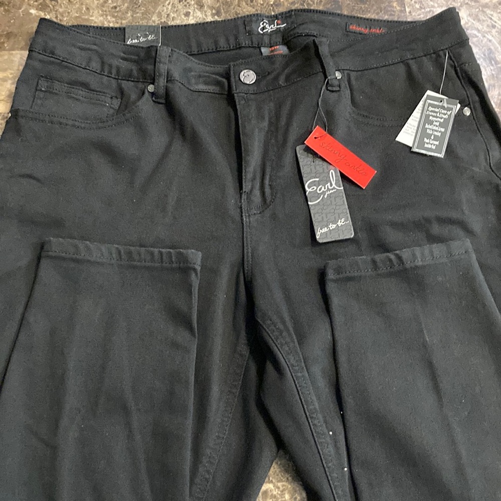 NWT black skinny leg beaded jeans